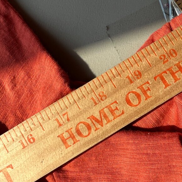 Chicos The Ultimate Tee Size Medium Henley Button 3/4 Sleeve Cotton Modal Orange - Picture 4 of 6